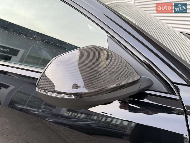 Внедорожник / Кроссовер Audi SQ8 2019 в Ровно