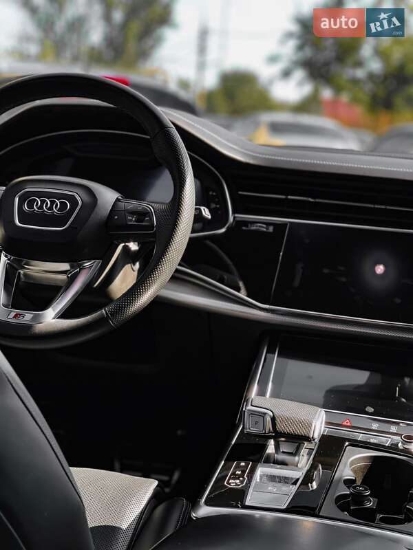 Внедорожник / Кроссовер Audi SQ8 2020 в Николаеве
