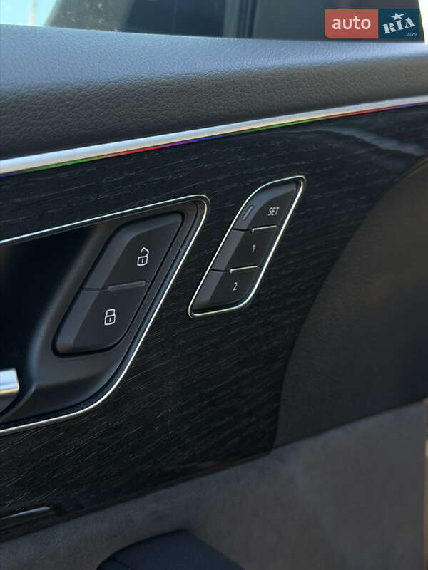 Позашляховик / Кросовер Audi SQ8 2021 в Кривому Розі фото 13 Позашляховик / Кросовер Audi SQ8 2021 в Кривому Розі