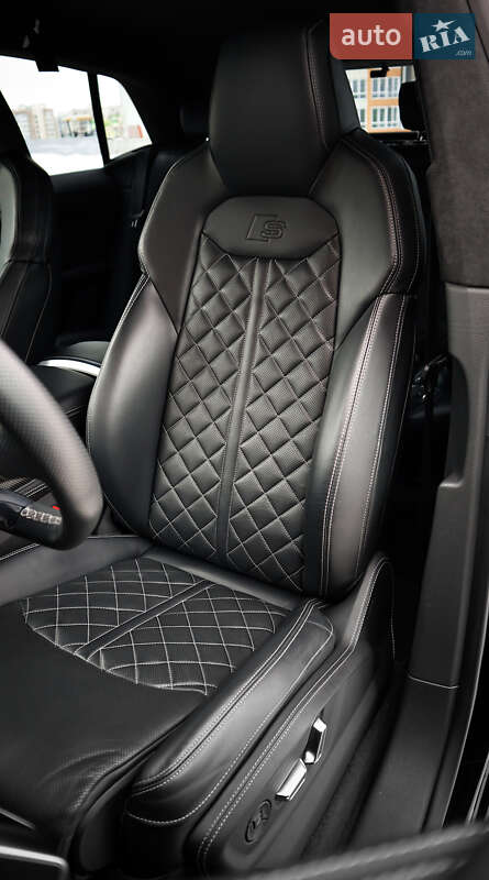 Внедорожник / Кроссовер Audi SQ8 2021 в Киеве фото 11 Внедорожник / Кроссовер Audi SQ8 2021 в Киеве