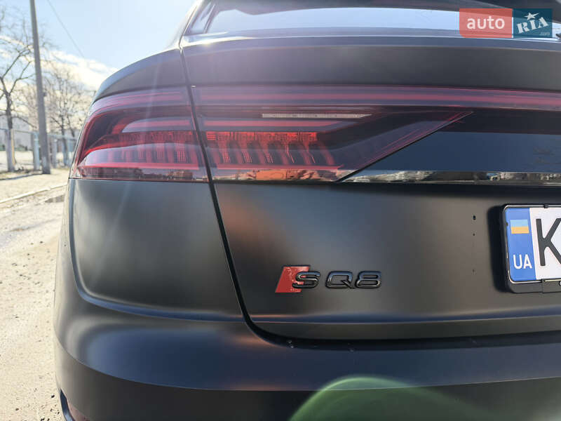 Внедорожник / Кроссовер Audi SQ8 2023 в Киеве