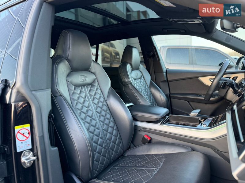 Внедорожник / Кроссовер Audi SQ8 2019 в Хмельницком