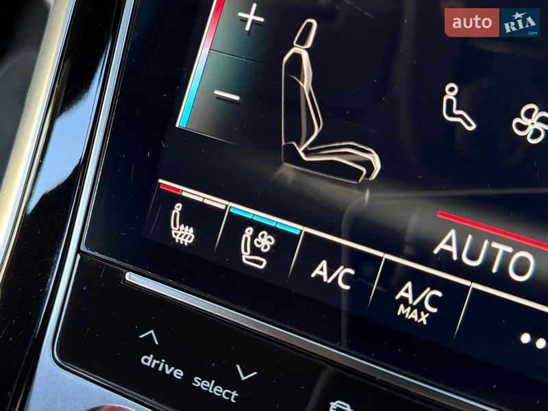 Позашляховик / Кросовер Audi SQ8 2021 в Києві