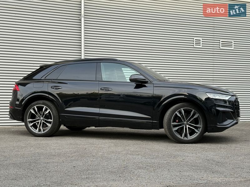 Внедорожник / Кроссовер Audi SQ8 2019 в Ровно