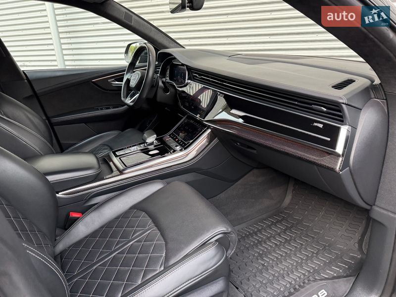 Внедорожник / Кроссовер Audi SQ8 2019 в Ровно