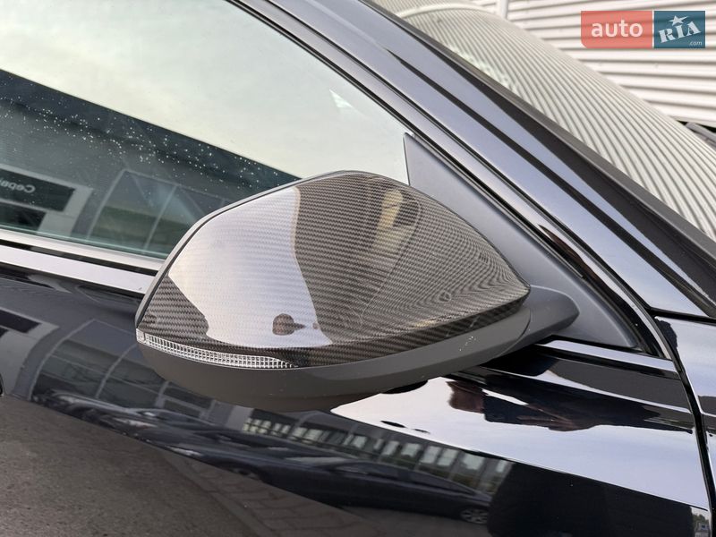 Внедорожник / Кроссовер Audi SQ8 2019 в Ровно