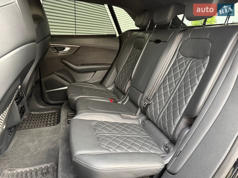 Внедорожник / Кроссовер Audi SQ8 2019 в Ровно