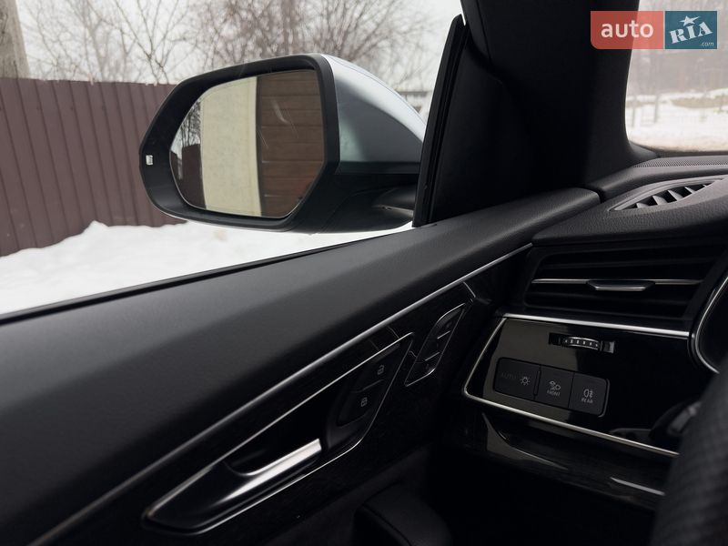 Внедорожник / Кроссовер Audi SQ8 2021 в Крыжополе