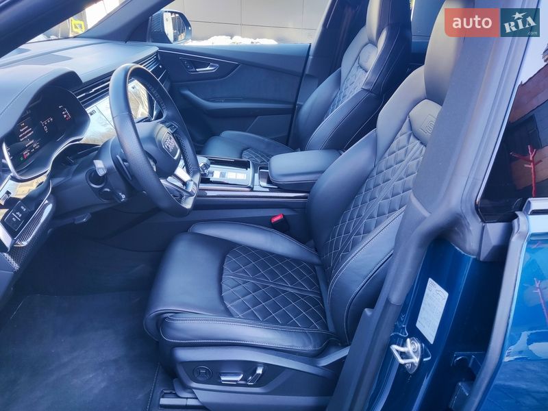 Позашляховик / Кросовер Audi SQ8 2021 в Києві