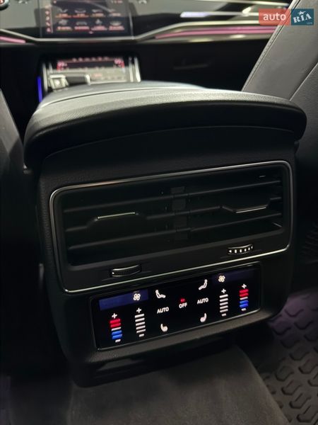 Позашляховик / Кросовер Audi SQ8 2022 в Одесі