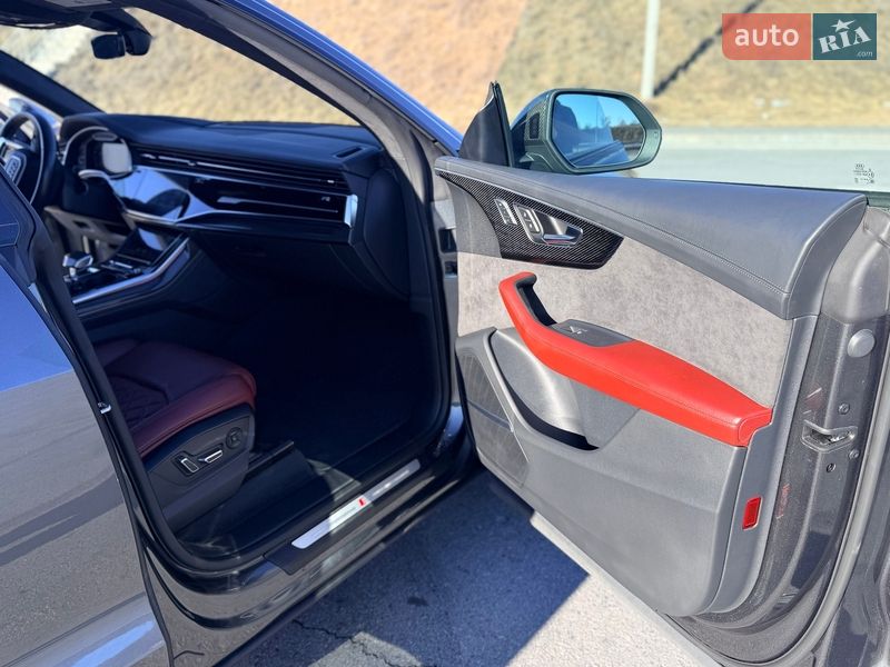 Внедорожник / Кроссовер Audi SQ8 2022 в Полтаве