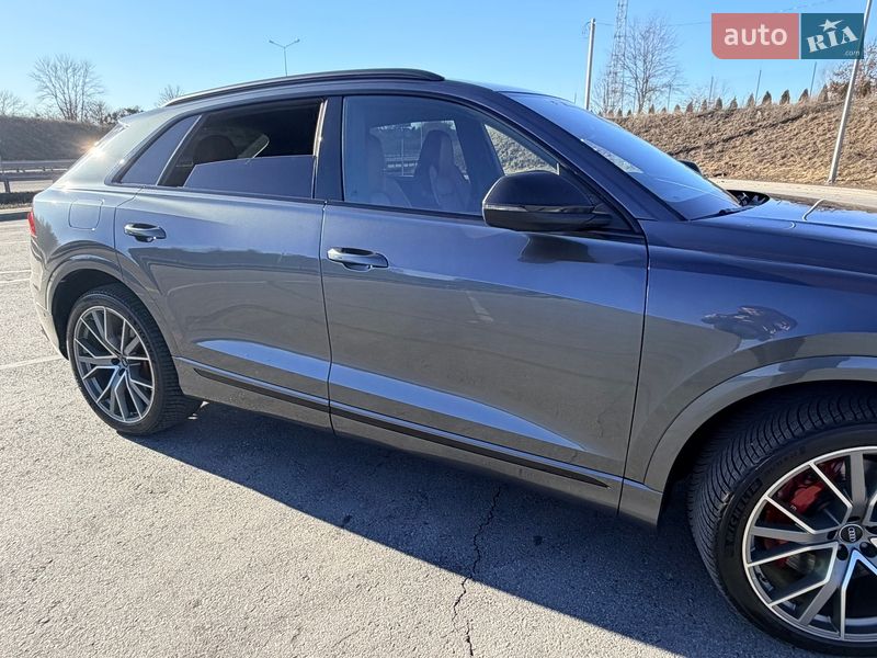 Внедорожник / Кроссовер Audi SQ8 2022 в Полтаве
