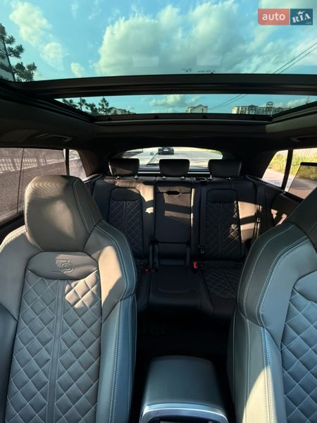 Внедорожник / Кроссовер Audi SQ8 2023 в Киеве