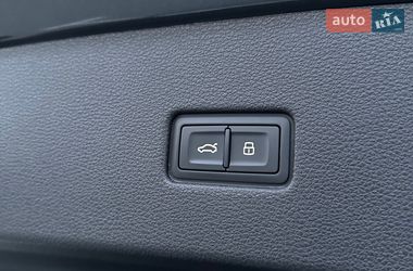 Позашляховик / Кросовер Audi SQ8 2020 в Києві