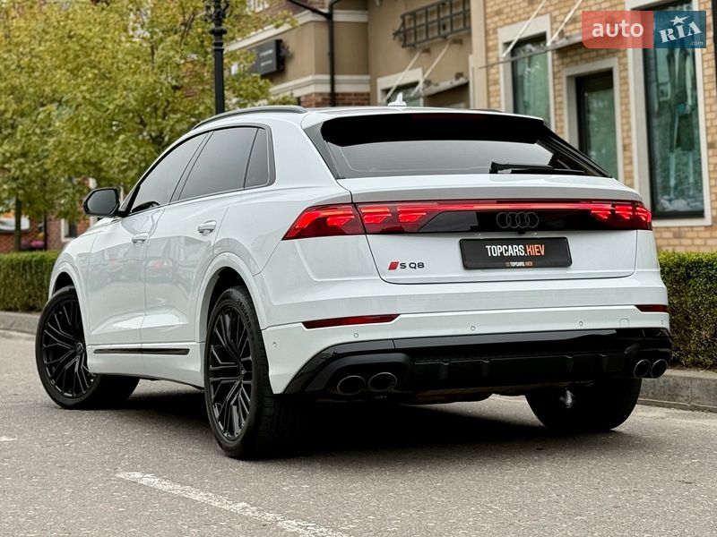 Внедорожник / Кроссовер Audi SQ8 2024 в Киеве