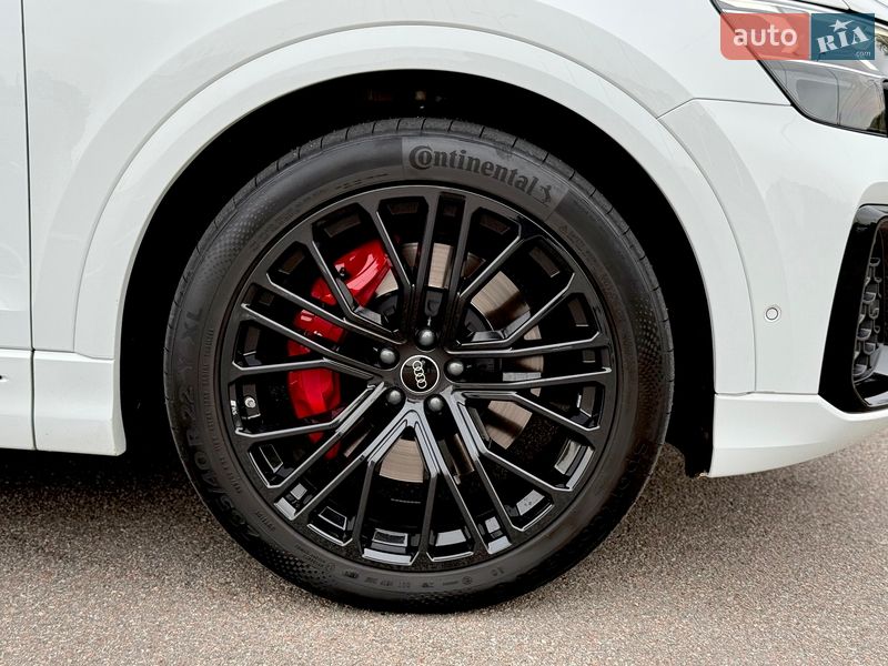 Внедорожник / Кроссовер Audi SQ8 2024 в Киеве