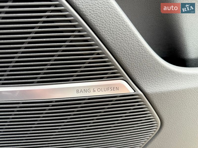 Внедорожник / Кроссовер Audi SQ8 2024 в Киеве