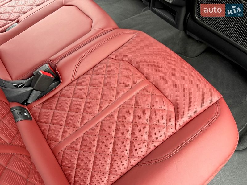 Внедорожник / Кроссовер Audi SQ8 2024 в Киеве