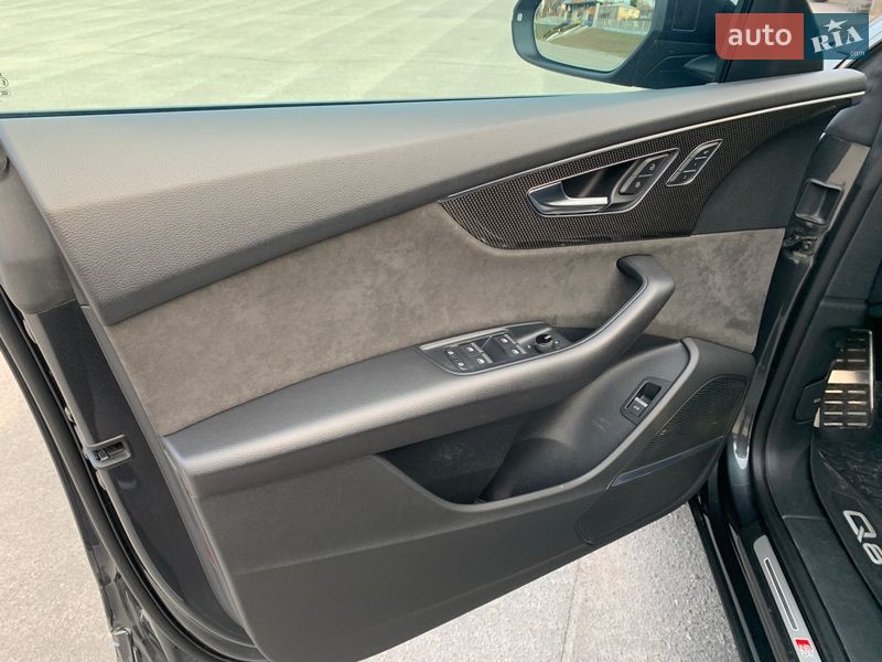 Внедорожник / Кроссовер Audi SQ8 2021 в Киеве фото 11 Внедорожник / Кроссовер Audi SQ8 2021 в Киеве