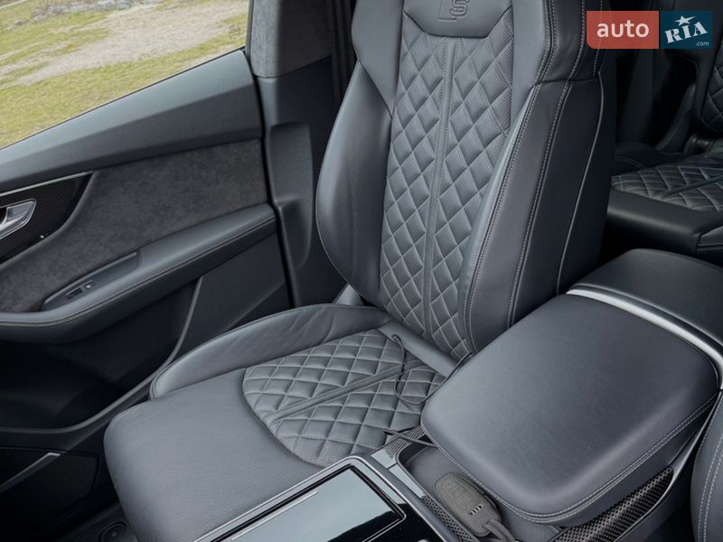 Внедорожник / Кроссовер Audi SQ8 2022 в Днепре