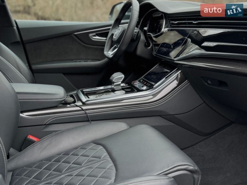Внедорожник / Кроссовер Audi SQ8 2022 в Днепре
