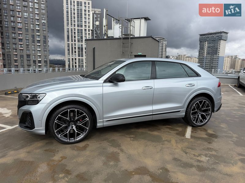 Audi SQ8 2025