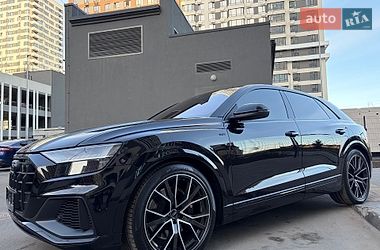Внедорожник / Кроссовер Audi SQ8 2020 в Киеве