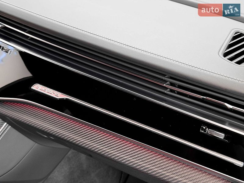 Внедорожник / Кроссовер Audi SQ8 2024 в Киеве