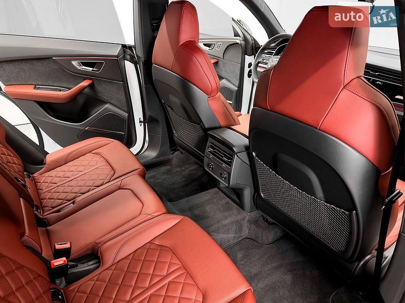Внедорожник / Кроссовер Audi SQ8 2024 в Киеве