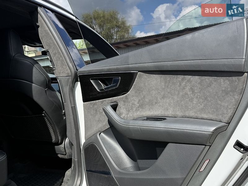 Внедорожник / Кроссовер Audi SQ8 2021 в Киеве фото 14 Внедорожник / Кроссовер Audi SQ8 2021 в Киеве