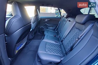 Позашляховик / Кросовер Audi SQ8 2021 в Києві