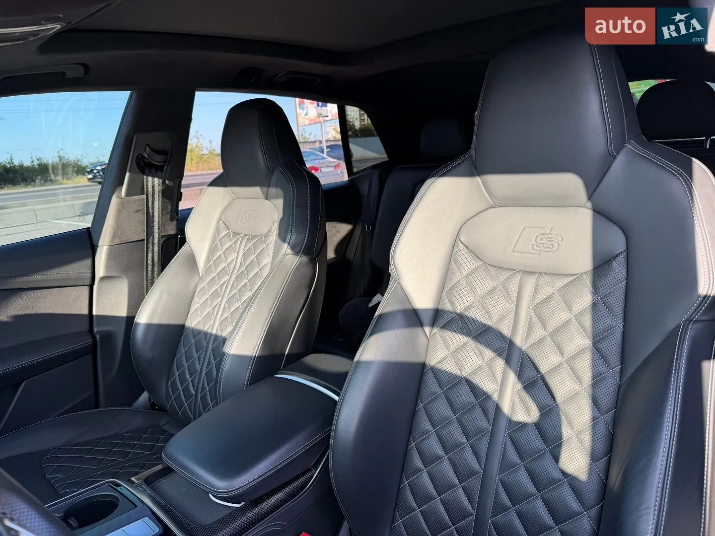 2023 Audi SQ8 - мініатюра 19