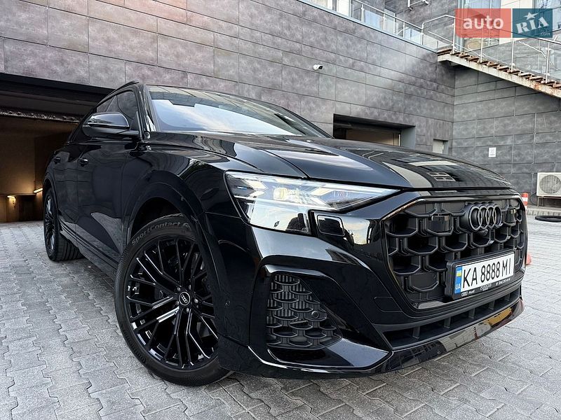 Внедорожник / Кроссовер Audi SQ8 2025 в Киеве