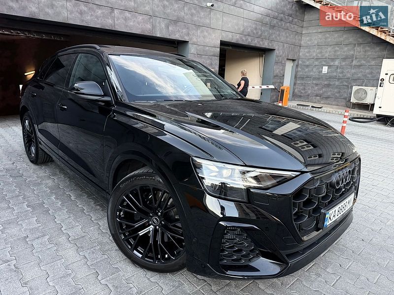 Внедорожник / Кроссовер Audi SQ8 2025 в Киеве