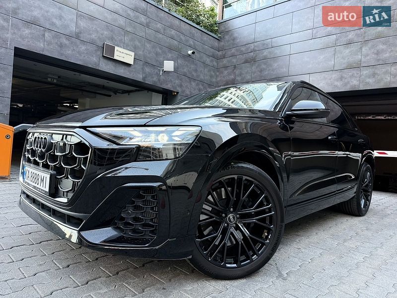 Внедорожник / Кроссовер Audi SQ8 2025 в Киеве