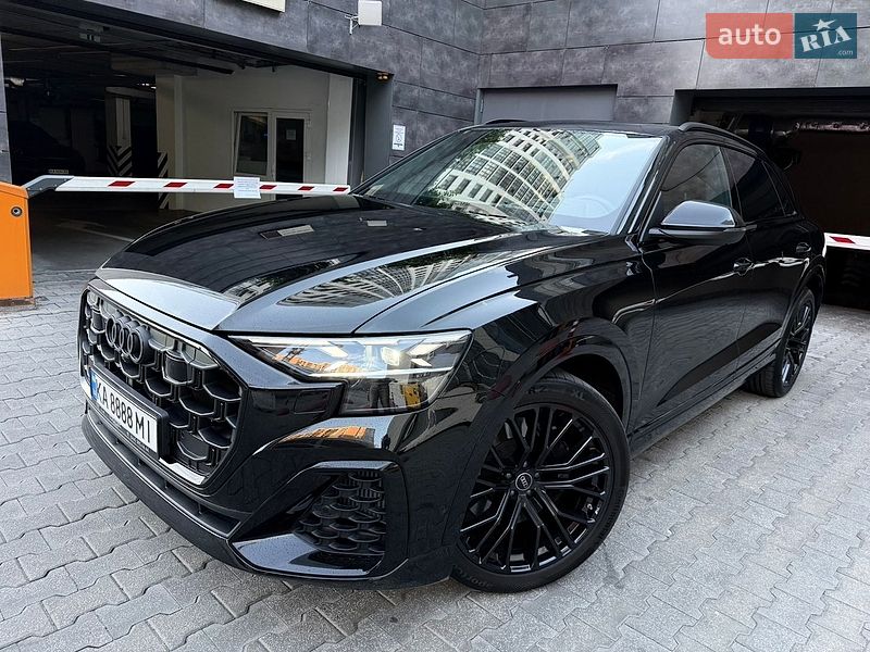 Внедорожник / Кроссовер Audi SQ8 2025 в Киеве