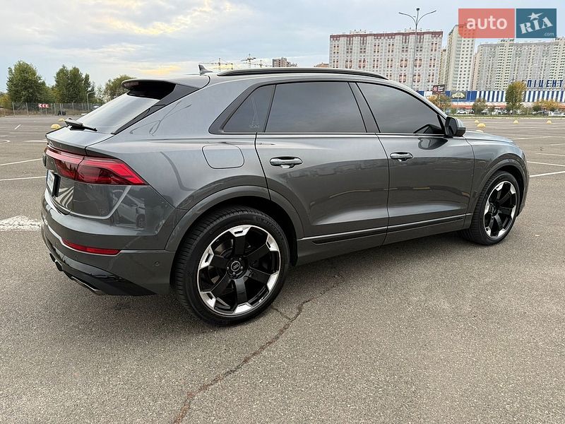 Позашляховик / Кросовер Audi SQ8 2023 в Києві фото 11 Позашляховик / Кросовер Audi SQ8 2023 в Києві