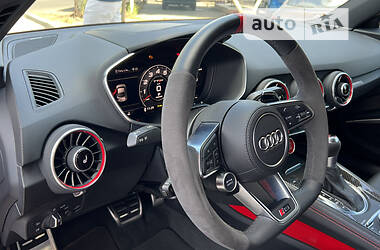 Купе Audi TT RS 2019 в 