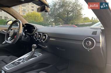 Купе Audi TT RS 2018 в 