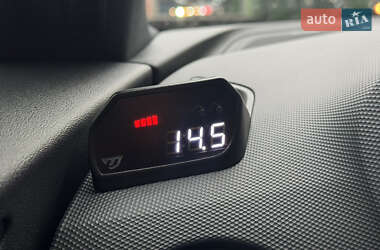 Купе Audi TT RS 2017 в 