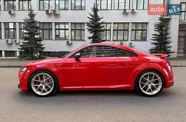Купе Audi TT RS 2017 в 