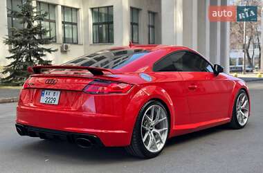 Купе Audi TT RS 2017 в 