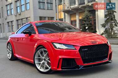 Купе Audi TT RS 2017 в 