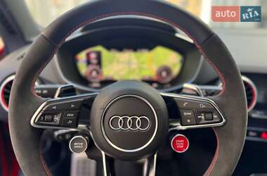 Купе Audi TT RS 2017 в 