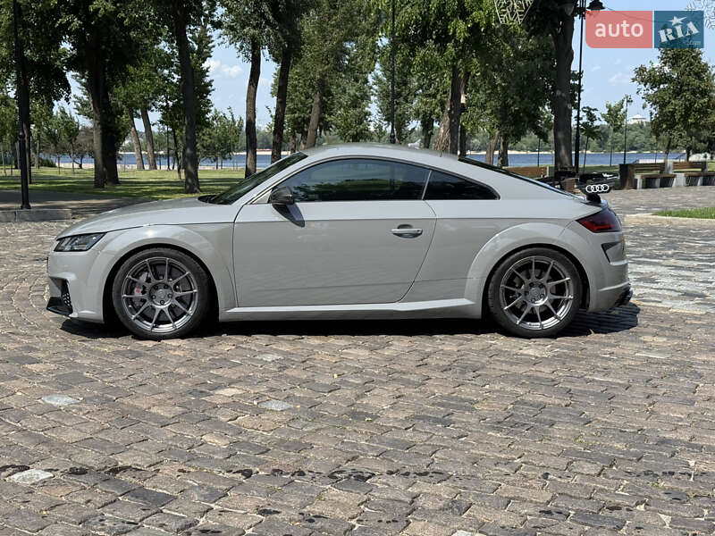 Купе Audi TT RS 2017 в Киеве