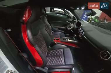 Купе Audi TT RS 2018 в 