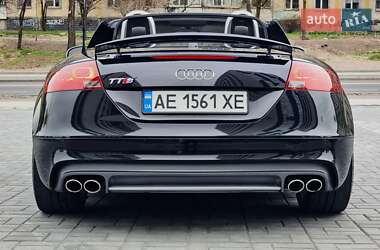 Купе Audi TT S 2012 в 