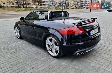 Купе Audi TT S 2012 в 