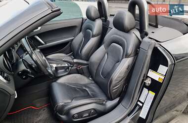 Купе Audi TT S 2012 в 