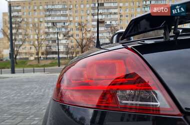 Купе Audi TT S 2012 в 
